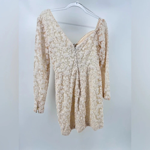 NWT Self-Portrait Sequin Ruffle Mini Dress Ivory White Size 6 - Picture 7 of 16